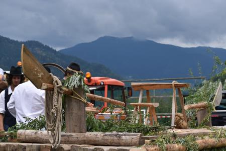 2022_Flosarski_bal_Maj_MArovt (7)